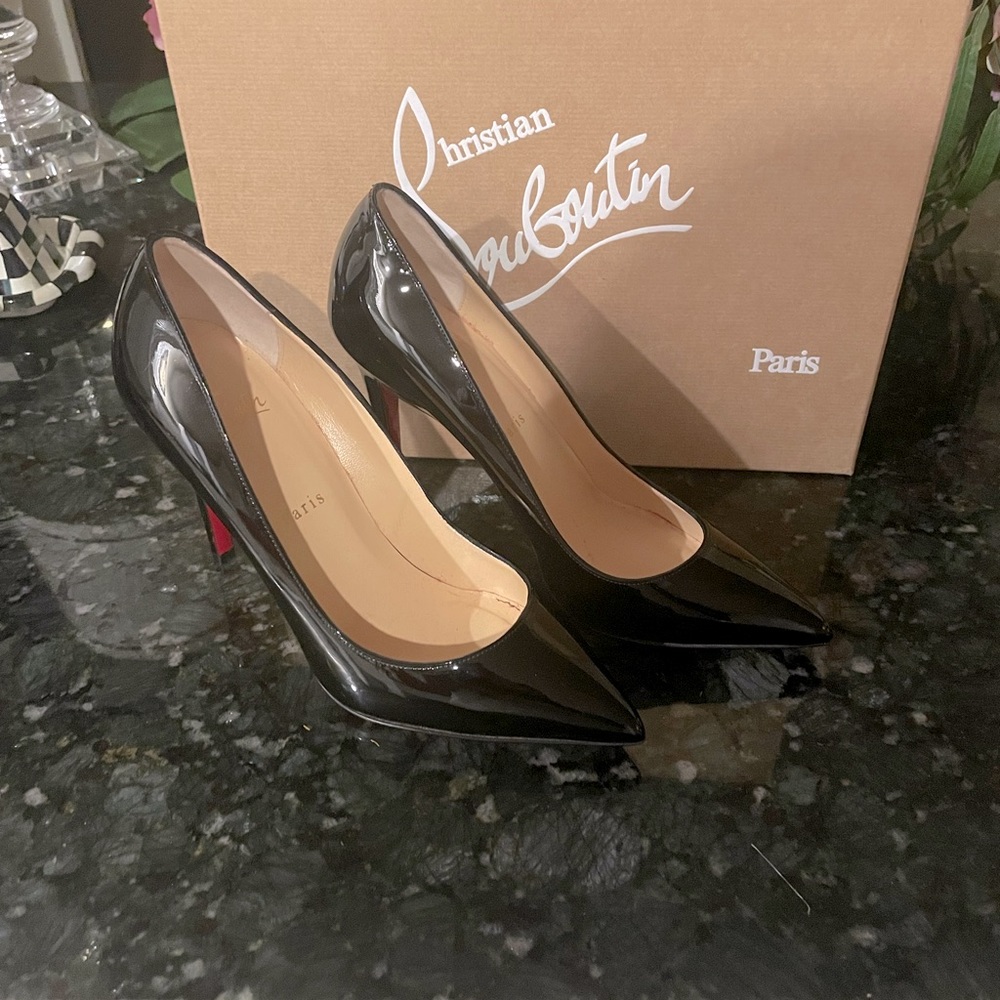 Christian Louboutin Pigalles! Size 38.5